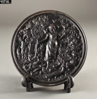 Re: Кто узнает производителей? / ТЗ Куса. Кусинский ... завод. ,Медальон с изображением девушки. Конец XIX века,. Фото2. С 4ugun.com.jpg
413.2 КБ, Просмотров: 44630