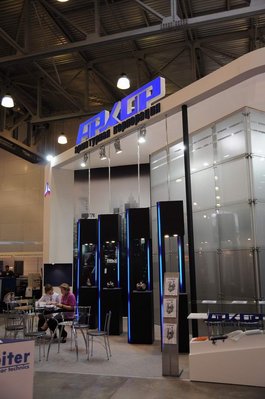 ЗАО "АРКОР" интервью с Яковлевым В.Г. на PCVEXPO-2010 / Хай-тек стенд Аркора.JPG
117.73 КБ, Просмотров: 3589