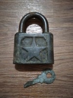Re: Кто узнает производителей? / Замок.ПМЗ №4;.2.jpg
156.46 КБ, Просмотров: 39395