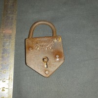 Re: Кто узнает производителей? / 2.Павлово.Фабрика Интернационал ПРУМП.jpg
301.31 КБ, Просмотров: 32561