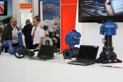 В Московском Экспоцентре открылась Нефть и Газ - MIOGE-2011 / IMG_2634.JPG
3.18 МБ, Просмотров: 44983