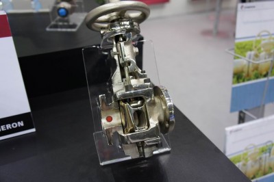 В Московском Экспоцентре открылась Нефть и Газ - MIOGE-2011 / DSC03678.JPG
112.37 КБ, Просмотров: 54979
