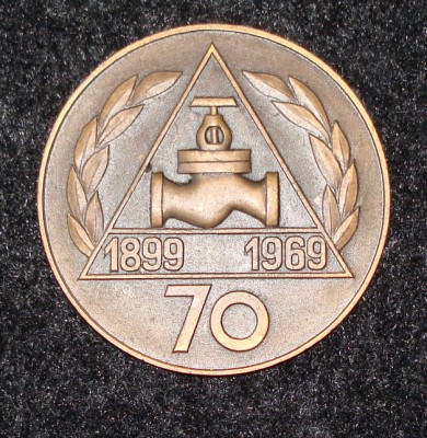 Продам медаль Severočeská armaturka 70 лет 1899 - 1969 / DSC05083.JPG
244.78 КБ, Просмотров: 27630
