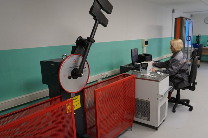 Фото недели: «УЗТПА» приобрел новое оборудование для испытаний трубопроводной арматуры