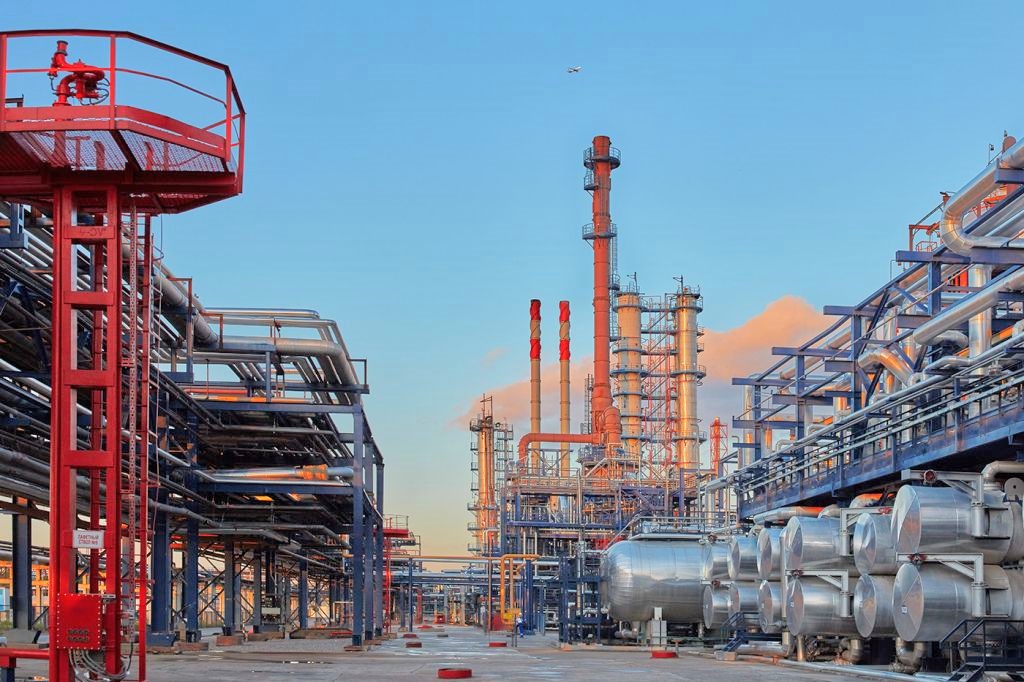 Минэнерго России и 14 нефтеперерабатывающих заводов договорились о модернизации и строительстве новых мощностей