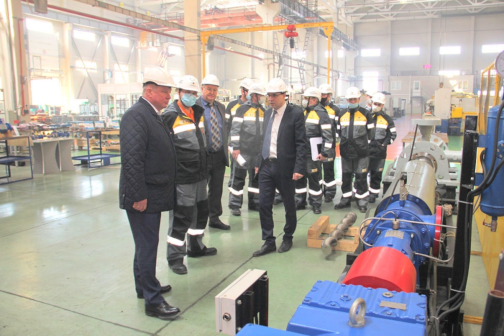 Площадку ТД «Воткинский завод» посетила делегация «Удмуртнефти»
