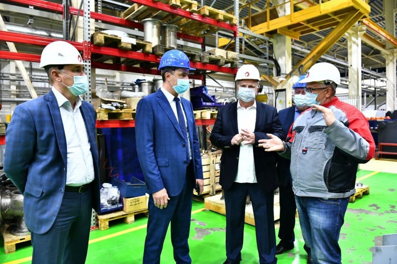 Мэр Ярославля оценил производство трубопроводной арматуры НПО «Регулятор»