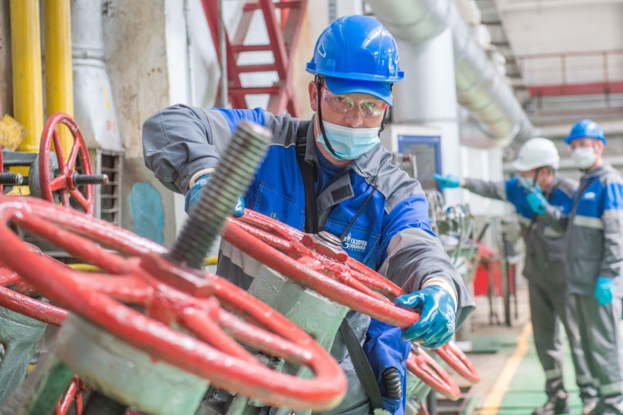 «Газпром нефтехим Салават» вернул водородсодержащий газ в производственной процесс вместо сжигания