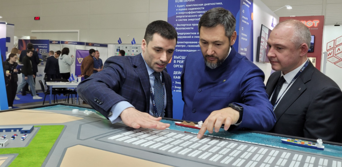 Председатель Совета директоров ООО «Газпром СПГ технологии» принял участие в заседании Правительства Республики Татарстан