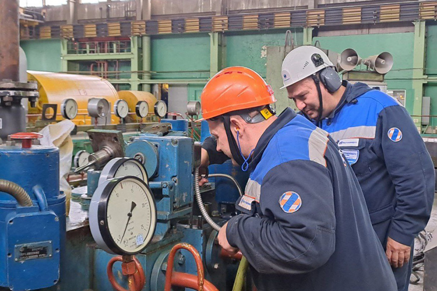 На Якутской ГРЭС проведено техническое обслуживание газовой арматуры.