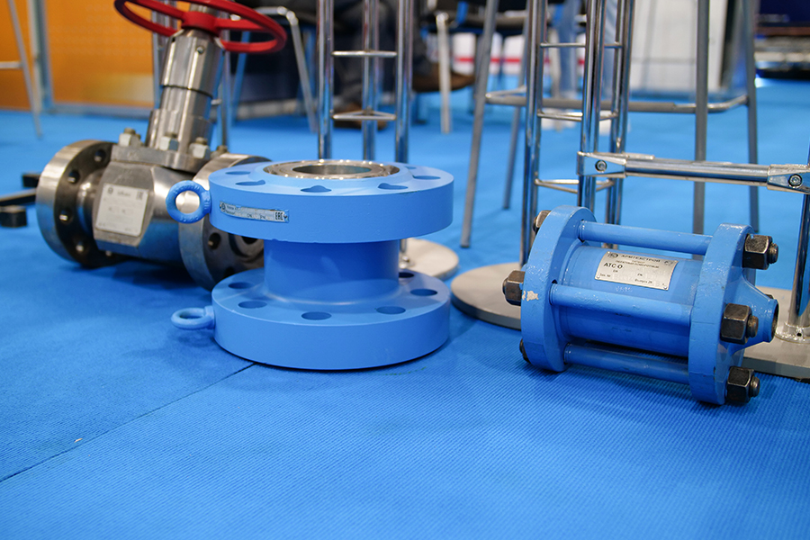 Фоторепортаж медиагруппы ARMTORG с 32-й Международной выставки «Газ. Нефть. Технологии»