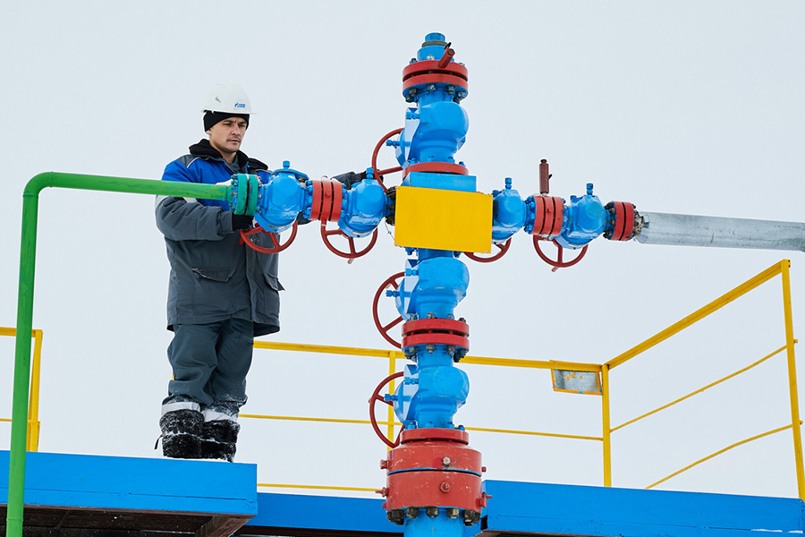 На Губкинском газовом промысле в рамках ЭПБ проверяют трубопроводную арматуру и другое технологическое оборудование