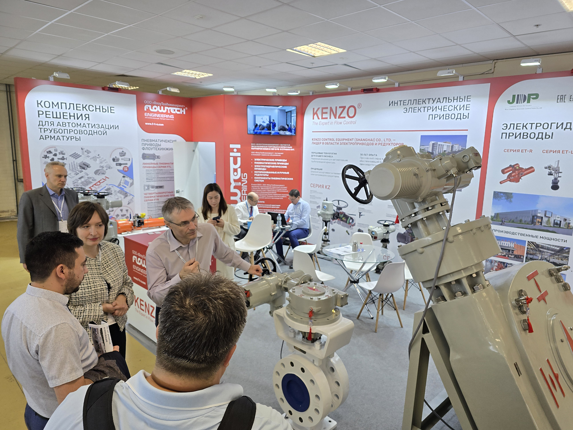 Фоторепортаж медиагруппы ARMTORG с международной выставки «НЕФТЕГАЗ-2025». Часть II