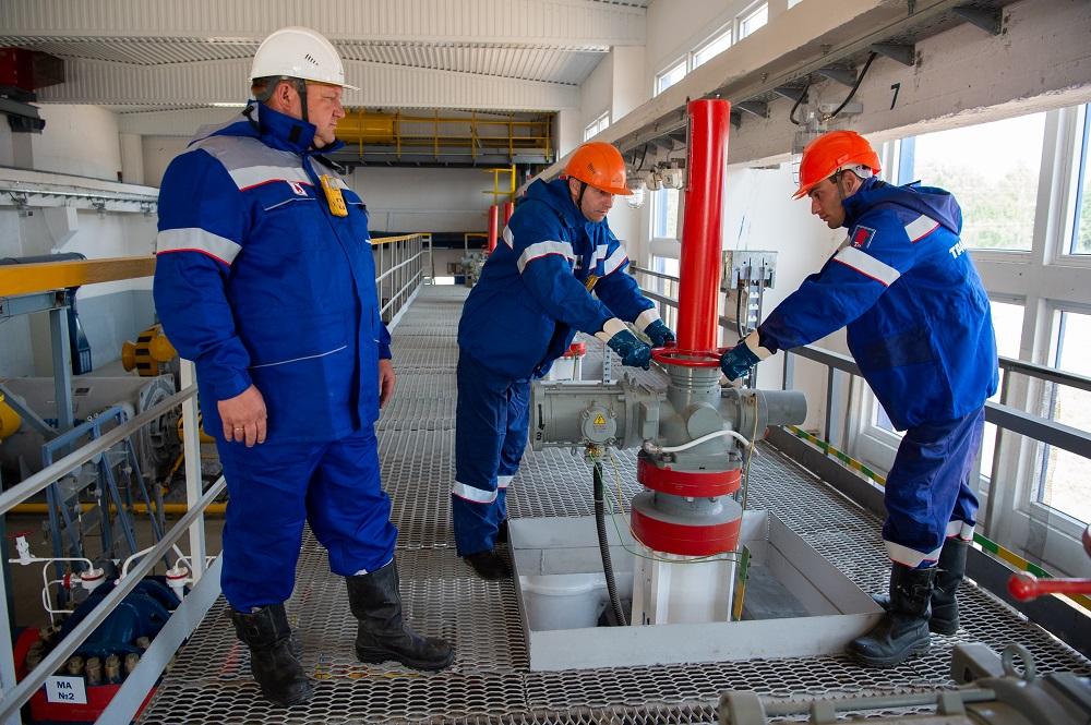 Специалисты АО «Транснефть – Верхняя Волга» заменили обратные клапаны на НПС «Филино-1»