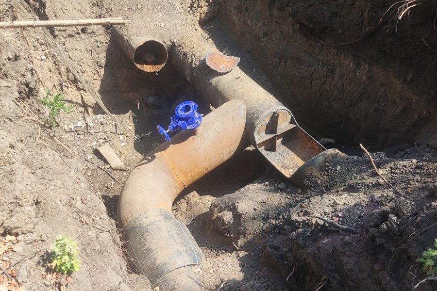ГУП ДНР «ВОДА ДОНБАССА» восстановило запорную арматуру на водопроводных сетях в Горловке