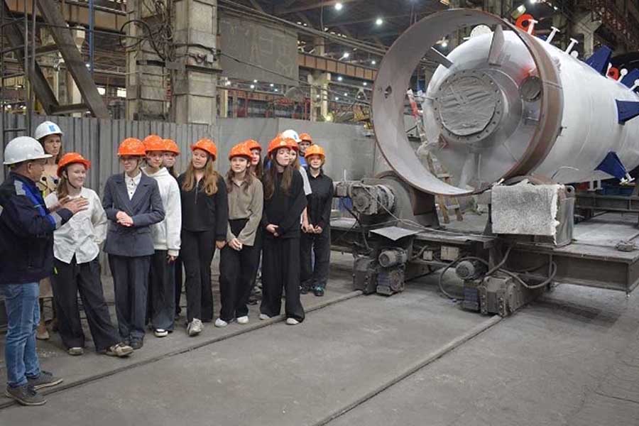 На производственной площадке ООО «Курганхиммаш» побывали учащиеся школ Кургана
