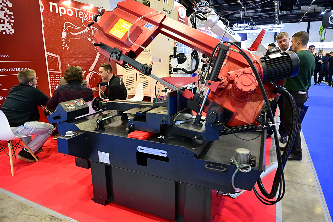 Фоторепортаж медиагруппы ARMTORG с 31-ой Международной промышленной выставки «Металл-Экспо’2025»