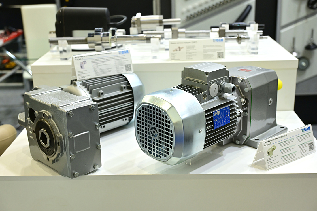 Фоторепортаж медиагруппы ARMTORG с 31-ой Международной промышленной выставки «Металл-Экспо’2025»