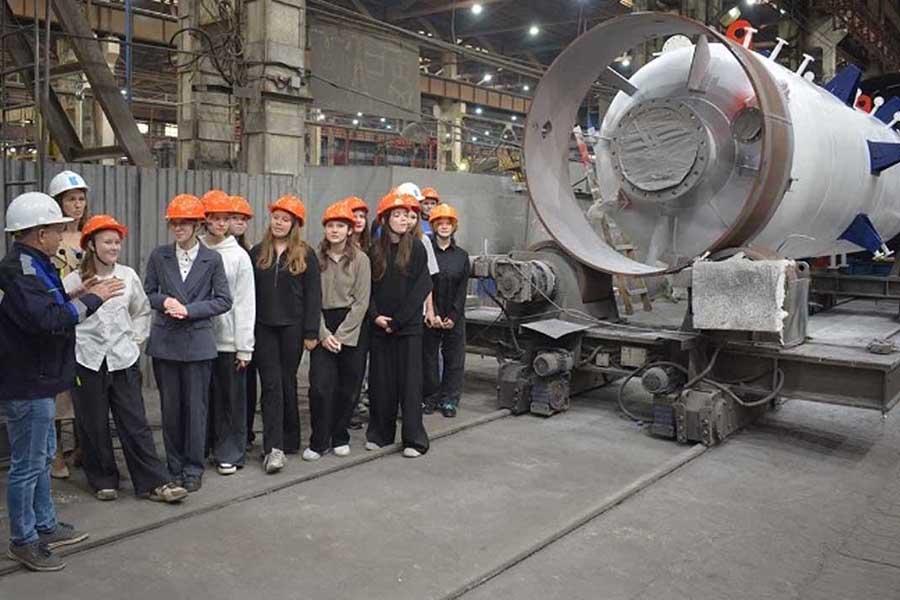 На производственной площадке ООО «Курганхиммаш» побывали учащиеся школ Кургана