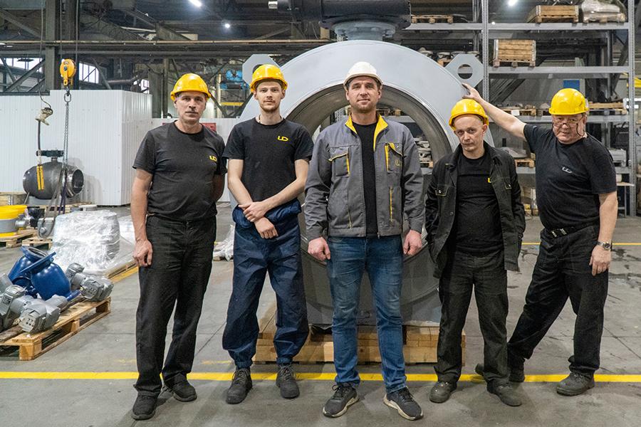 Завод «ЧелябинскСпецГражданСтрой» изготовил первый полнопроходной кран DN1200