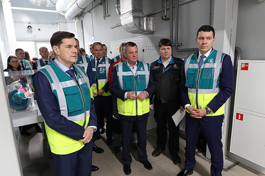 Министр промышленности и торговли России Антон Алиханов посетил производство АО «Силовые машины»