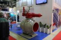 Управляемых пневмогидроприводом