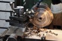 Проточка на токарном станке заготовки детали
