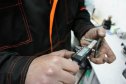 Кроме определения химического анализа в лаборатории осуществляется контроль допусков и посадок комплектующих к арматуре