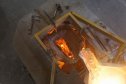 Поэтому было решено взобраться наверх и заснять выплавку оттуда. Что из этого получилось вы можете просмотреть прямо здесь -  http://www.youtube.com/watch?v=fdCke-BJGFs