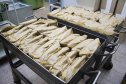 Многие детали во избежании повреждения обматывают пергаментной бумагой