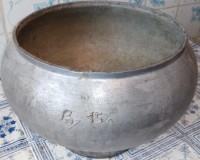 Re: Кто узнает производителей? / ТЗ ПрН ,,ВЗ,,. ,Казан печной, 8л и 15 л. Фото2. (продавец из Житомира) С olx.ua.jpg
274.85 КБ, Просмотров: 40908