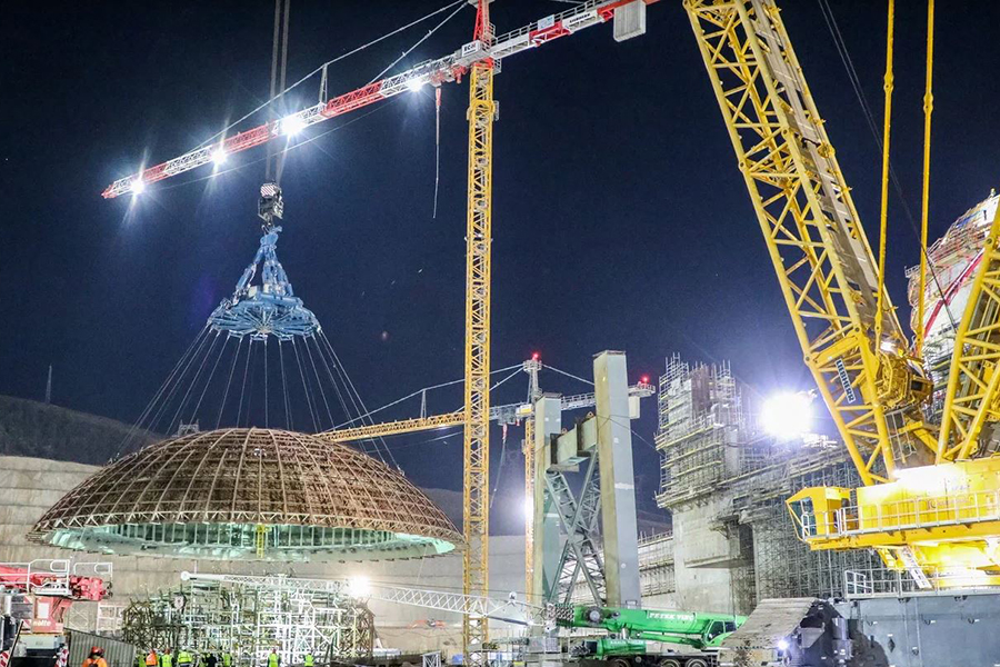 На первом энергоблоке АЭС «Аккую» установлен в проектное положение купол ВЗО