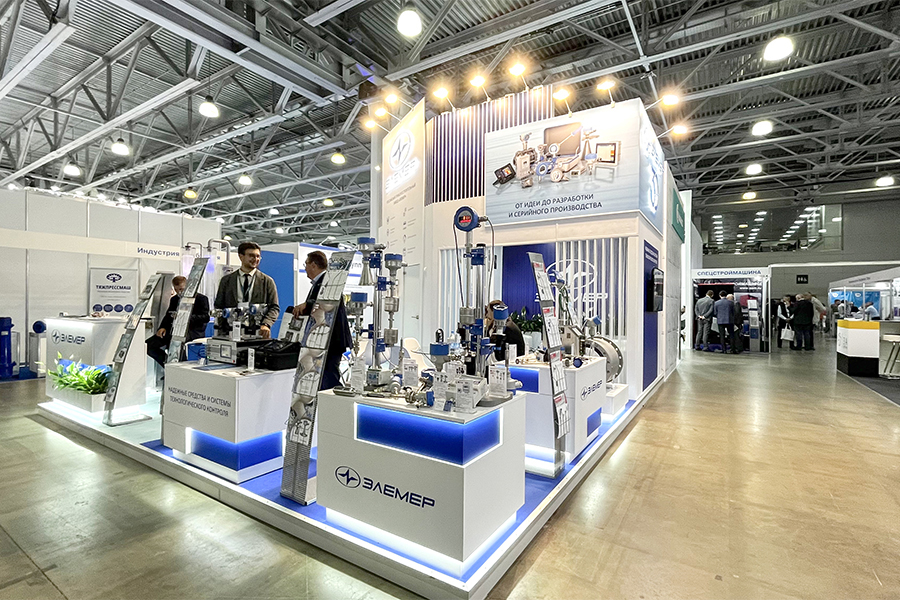 Фото недели: Медиагруппа ARMTORG приняла участие в выставке ЭКВАТЭК-2023 и представила актуальные выпуски журнала «Вестник арматуростроителя»