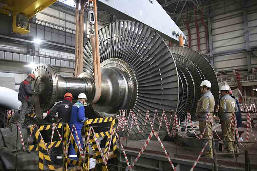 В здании турбины энергоблока № 1 Курской АЭС-2 смонтировали ротор низкого давления