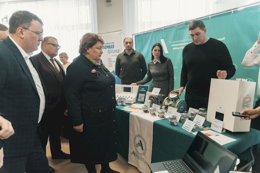 АПЗ представил лучшие разработки в области гражданской продукции на выставке товаров народного потребления местных производителей