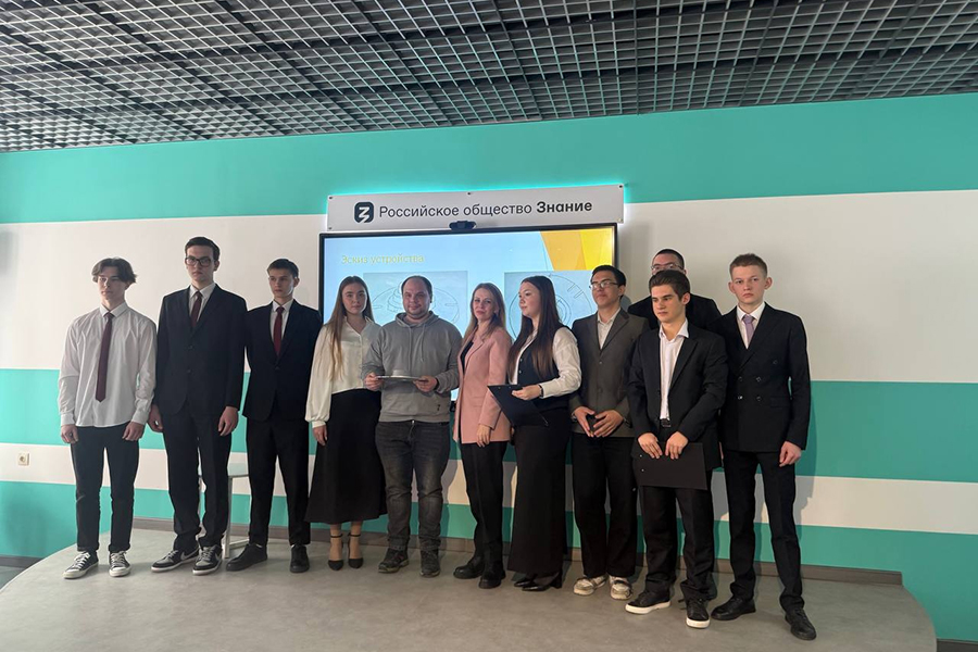 Ученики &laquo;Политехнической школы&raquo; решали реальные производственные задачи на площадке ПТПА