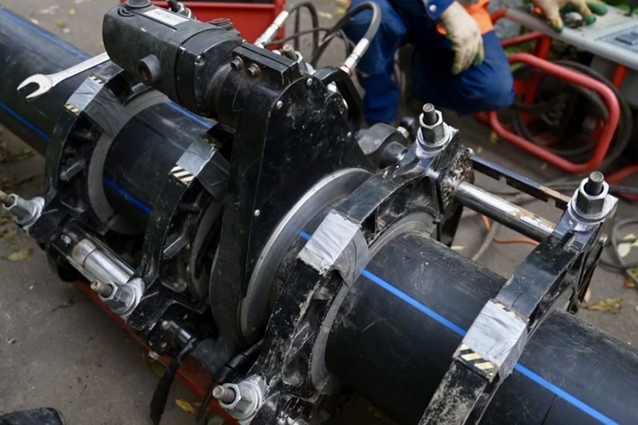 В Дедовске реконструируют порядка 6 700 метров сетей холодного водоснабжения