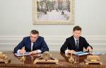 В Санкт-Петербурге состоялась встреча главы «Газпрома» и Губернатора Сахалинской области