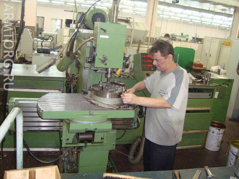 дмитровский станкостроительные заводы. дмитровские фрезерные станки. дмитровские фрезерные станки. фрезерный станок knuth wf 4. дмитровские фрезерные станки.